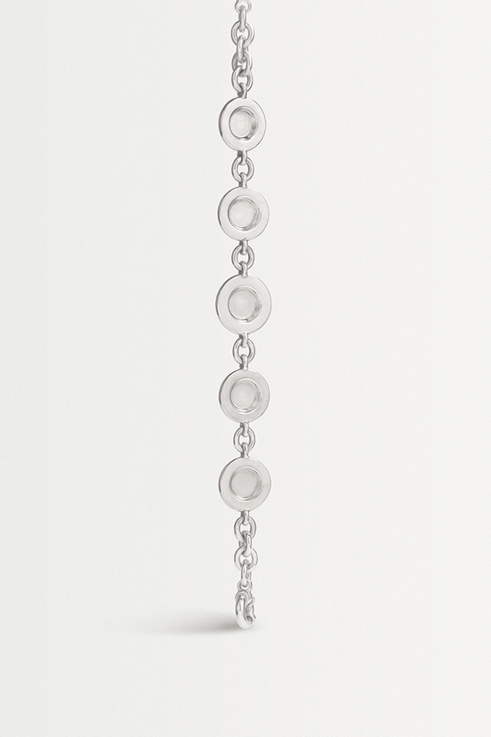 The plate bracelet